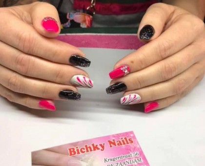 Nails Bichky